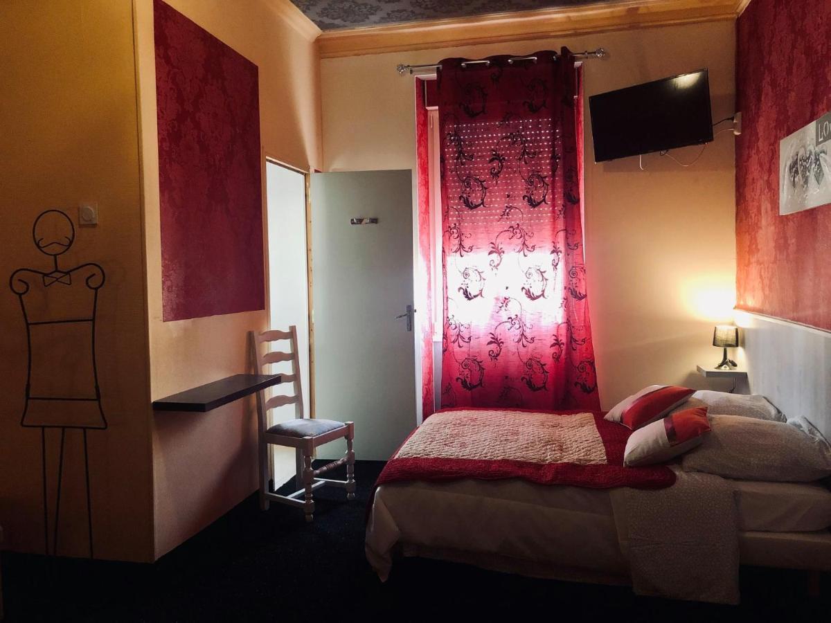 סאל Hotel Le Kamelia מראה חיצוני תמונה
