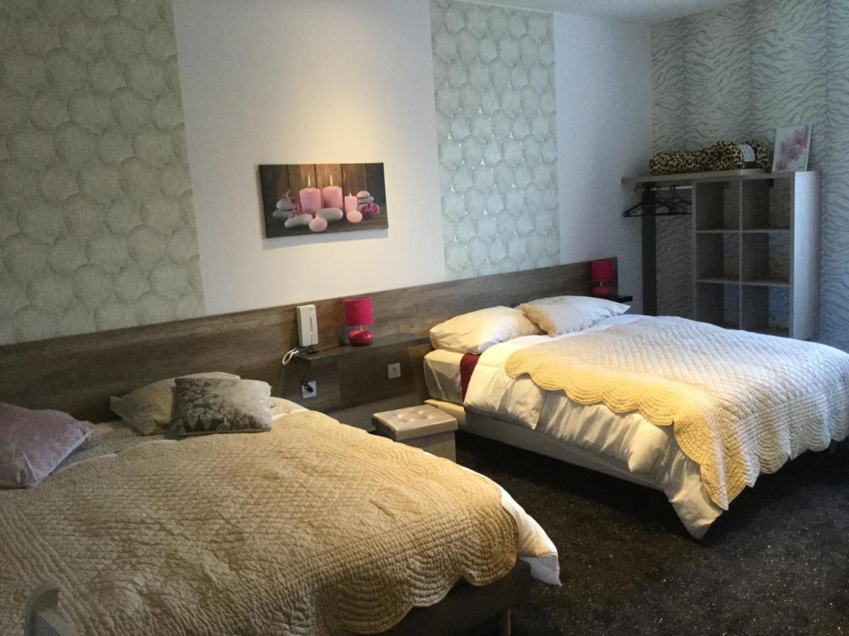 סאל Hotel Le Kamelia מראה חיצוני תמונה