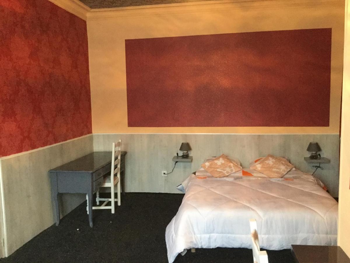 סאל Hotel Le Kamelia מראה חיצוני תמונה