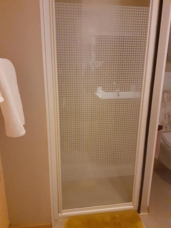 סאל Hotel Le Kamelia מראה חיצוני תמונה