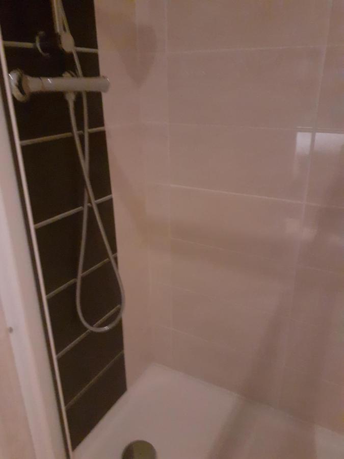 סאל Hotel Le Kamelia מראה חיצוני תמונה