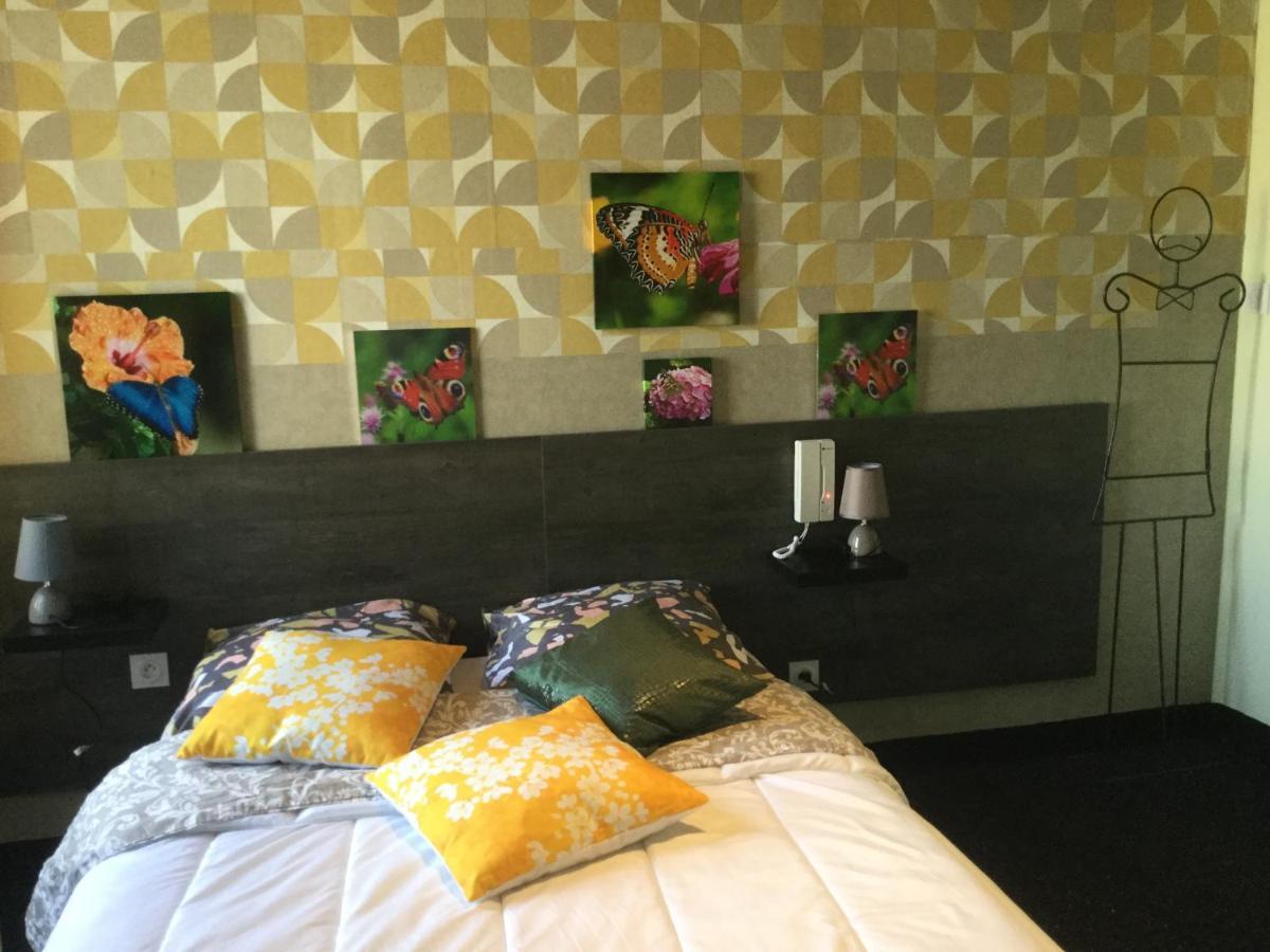 סאל Hotel Le Kamelia מראה חיצוני תמונה